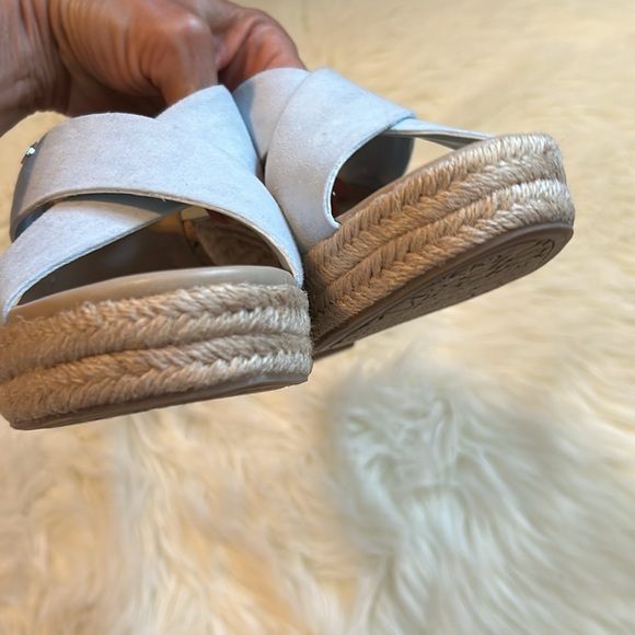 NWOB ~ DKNY Maryn Crisscross Espadrille Sandals SZ 9 - Picture 11 of 12